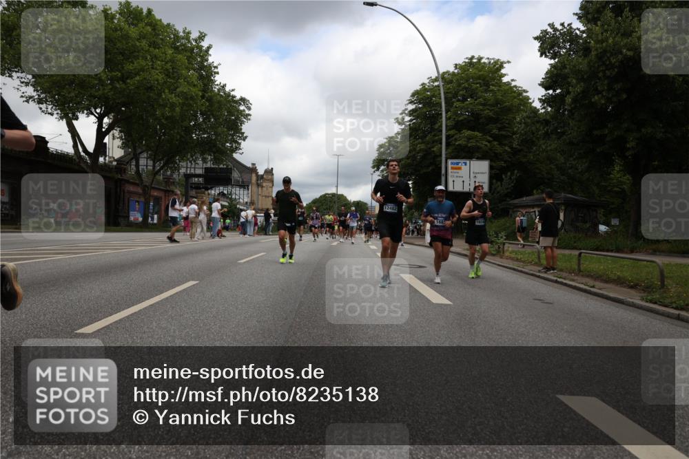 29.06.2025 - hella hamburg halbmarathon Yannick Fuchs http://msf.ph/oto/8235138 29.06.2025 10:47:04 20KM 1258, 1482, 1499, 1683, 2074, 2099, 2208, 2346, 2910, 3059, 3334, 3399, 3999, 4065, 4419, 4587, 4726, 5077, 5607, 5907, 6198, 6628, 6897, 7232, 7383, 7509, 8273, 8361, 8587, 8651, 8955, 9065, 9163, 9537, 10724, 11217, 11588, 11589, 11604, 11689, 11992, 12155, 12482, 12875, 12910, 14323, 14805, 15430, 15681, 15980, 16467, 16986, 17710, 18249, 18720, 18901, 19208, 19244 meine-sportfotos.de