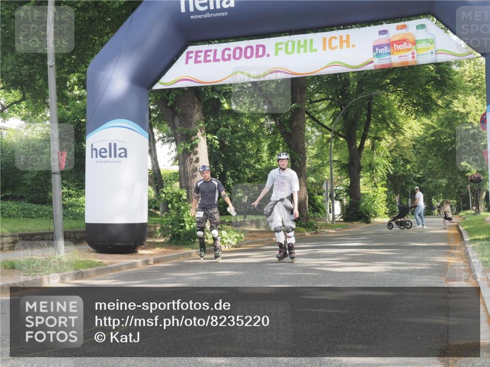 29.06.2025 - hella hamburg halbmarathon KatJ http://msf.ph/oto/8235220 29.06.2025 09:46:57 Zwischen KM18-KM19  meine-sportfotos.de