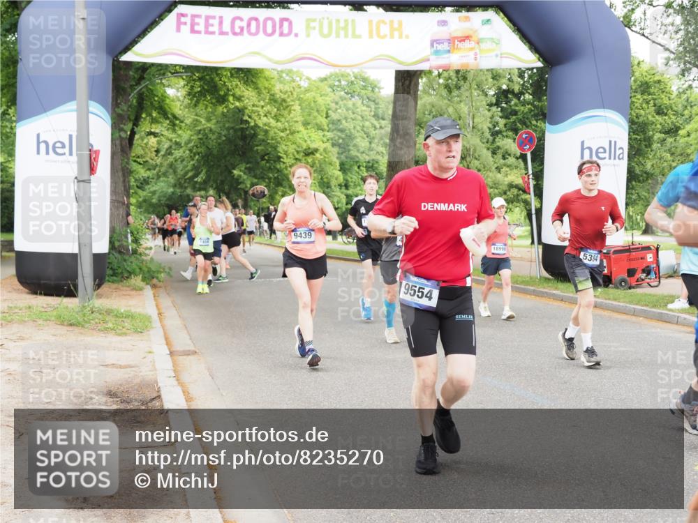 29.06.2025 - hella hamburg halbmarathon MichiJ http://msf.ph/oto/8235270 29.06.2025 10:49:57 Zwischen KM18-KM19 1254, 1334, 1464, 1573, 1881, 2683, 3001, 3921, 4538, 5384, 9439, 9554, 9718, 10705, 12004, 13503, 14135, 15252, 16808, 17757, 18999 meine-sportfotos.de