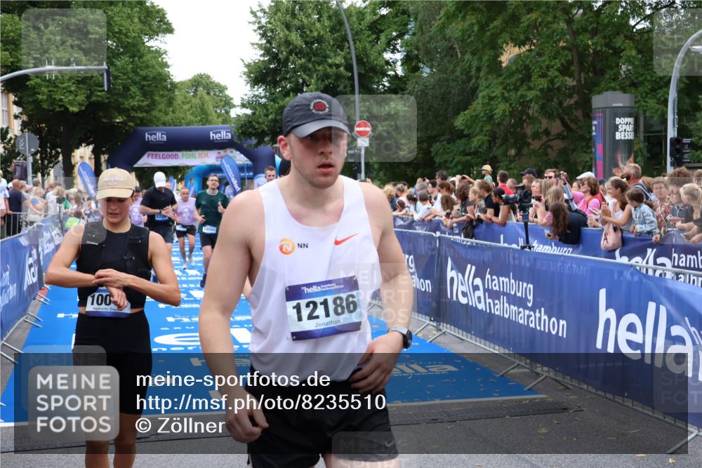 29.06.2025 - hella hamburg halbmarathon Zöllner http://msf.ph/oto/8235510 29.06.2025 10:54:56 Ziel 1327, 1506, 4231, 6994, 8514, 14638, 14660, 15156, 16623, 16868, 17261, 18325 meine-sportfotos.de