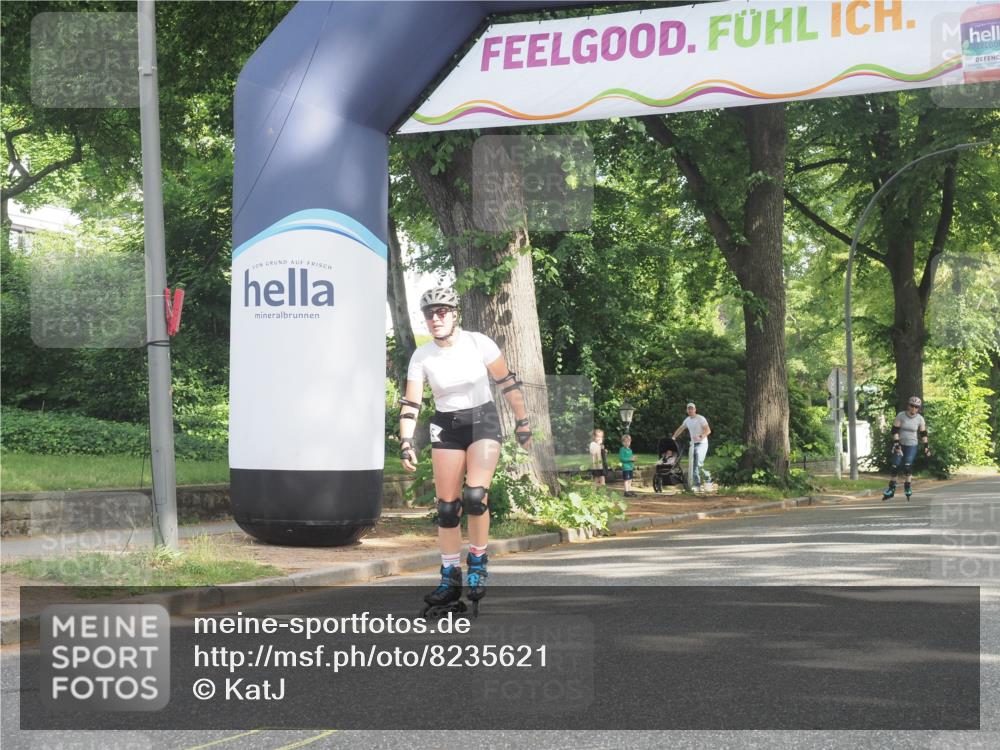 29.06.2025 - hella hamburg halbmarathon KatJ http://msf.ph/oto/8235621 29.06.2025 09:47:11 Zwischen KM18-KM19  meine-sportfotos.de