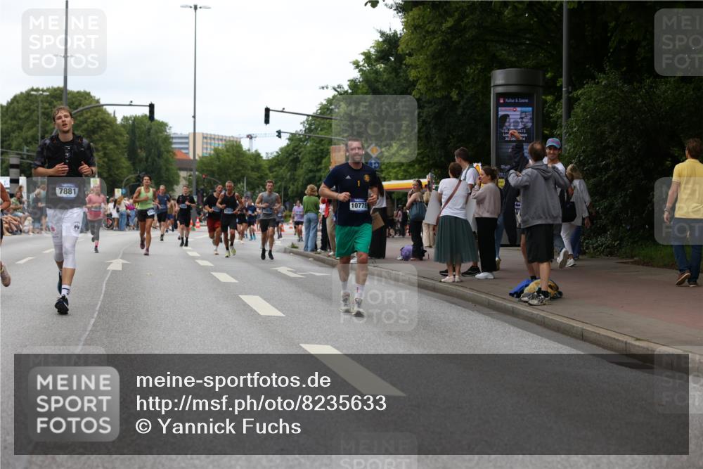 29.06.2025 - hella hamburg halbmarathon Yannick Fuchs http://msf.ph/oto/8235633 29.06.2025 11:04:51 20KM 2819, 3225, 3756, 4583, 5036, 6217, 6664, 7809, 7810, 7881, 8001, 8275, 8727, 8854, 9113, 9492, 10297, 10775, 10858, 11582, 11780, 12658, 12928, 12929, 13475, 13683, 13835, 15531, 15772, 16323, 16776, 18218, 18493 meine-sportfotos.de