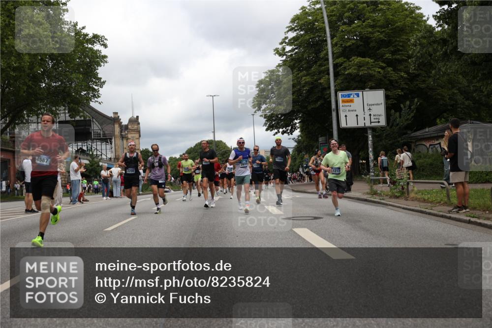 29.06.2025 - hella hamburg halbmarathon Yannick Fuchs http://msf.ph/oto/8235824 29.06.2025 10:47:07 20KM 1061, 1258, 1482, 1499, 1683, 1783, 2074, 2099, 2208, 2346, 2910, 3059, 3334, 3399, 3999, 4065, 4419, 4587, 4635, 4726, 5077, 5607, 5907, 6198, 6628, 6897, 7232, 7383, 7509, 8273, 8361, 8587, 8651, 9065, 9163, 9537, 10724, 11217, 11588, 11589, 11604, 11689, 11992, 12155, 12413, 12482, 12490, 12875, 12910, 14323, 14805, 15179, 15430, 15681, 15980, 16467, 16986, 18249, 18720, 18901, 19208, 19244 meine-sportfotos.de