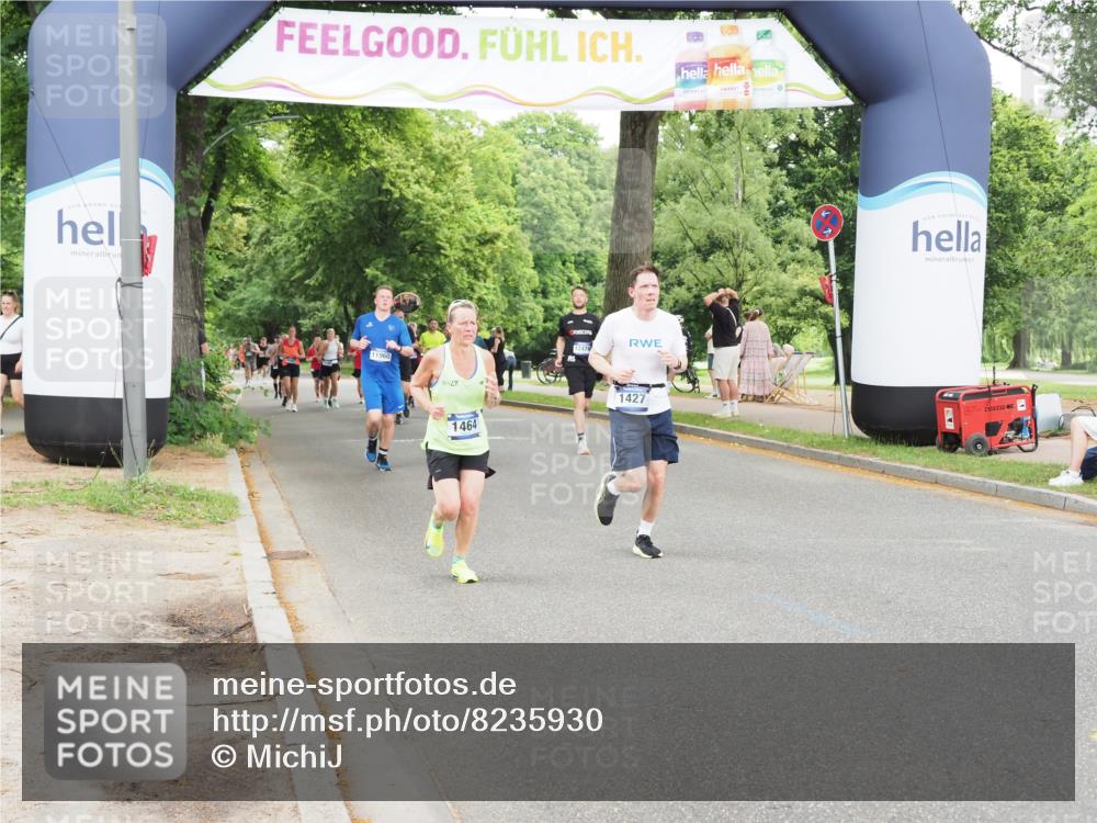 29.06.2025 - hella hamburg halbmarathon MichiJ http://msf.ph/oto/8235930 29.06.2025 10:50:00 Zwischen KM18-KM19 1254, 1427, 1464, 2683, 3921, 4538, 5384, 9439, 9554, 10705, 12004, 13503, 14135, 15252, 16808, 18999, 19023 meine-sportfotos.de