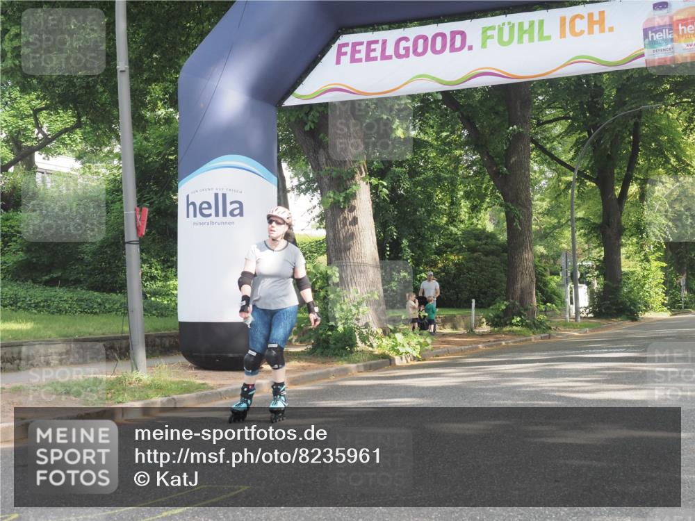 29.06.2025 - hella hamburg halbmarathon KatJ http://msf.ph/oto/8235961 29.06.2025 09:47:15 Zwischen KM18-KM19  meine-sportfotos.de