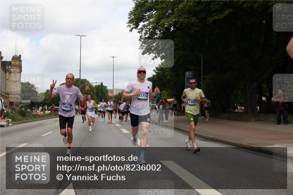 29.06.2025 - hella hamburg halbmarathon Yannick Fuchs http://msf.ph/oto/8236002 29.06.2025 10:34:30 20KM 1358, 1603, 1975, 2573, 2972, 3547, 3626, 4381, 4398, 4766, 4888, 5752, 6149, 6152, 7495, 7622, 8346, 8467, 8574, 8933, 9116, 9540, 11284, 11714, 11806, 12046, 12091, 13190, 14077, 14699, 15421, 15435, 15813, 15828, 16580, 17425, 17792, 17916, 17973, 18013, 18154, 18979 meine-sportfotos.de