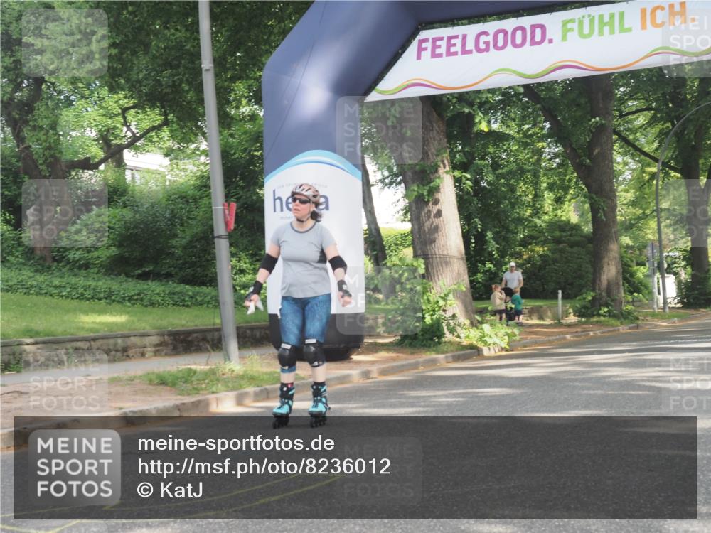 29.06.2025 - hella hamburg halbmarathon KatJ http://msf.ph/oto/8236012 29.06.2025 09:47:15 Zwischen KM18-KM19  meine-sportfotos.de