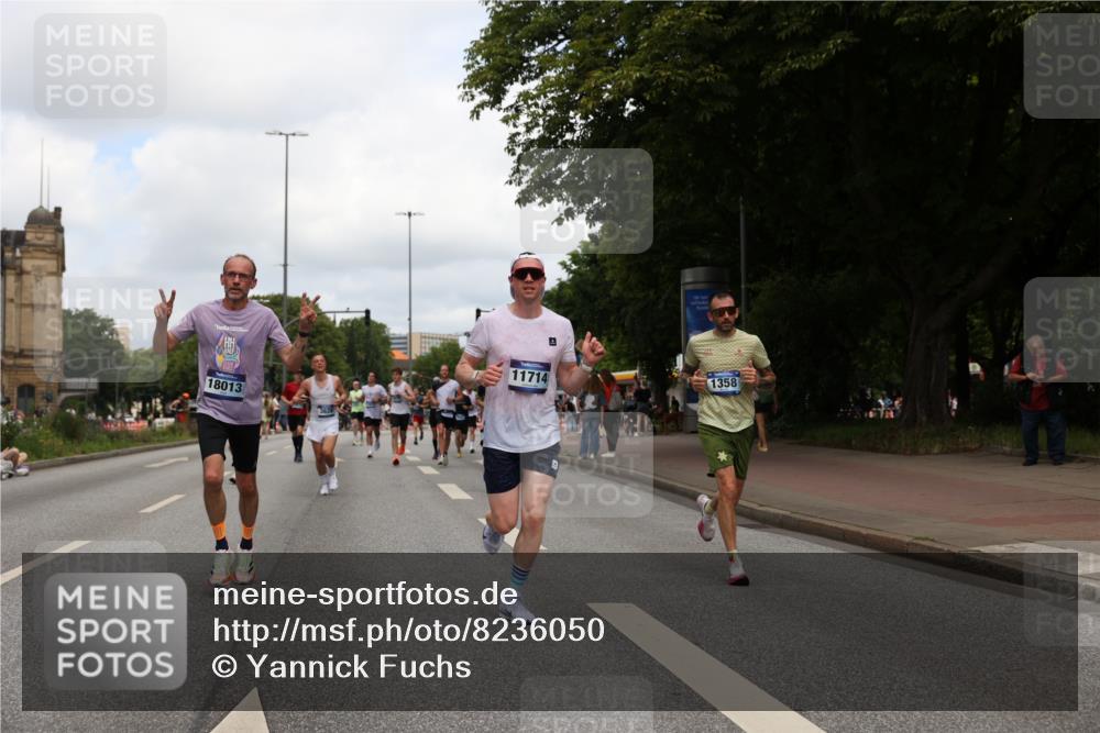 29.06.2025 - hella hamburg halbmarathon Yannick Fuchs http://msf.ph/oto/8236050 29.06.2025 10:34:30 20KM 1358, 1603, 1975, 2573, 2972, 3547, 3626, 4381, 4398, 4766, 4888, 5752, 6149, 6152, 7495, 7622, 8346, 8467, 8574, 8933, 9116, 9540, 11284, 11714, 11806, 12046, 12091, 13190, 14077, 14699, 15421, 15435, 15813, 15828, 16580, 17425, 17792, 17916, 17973, 18013, 18154, 18979 meine-sportfotos.de