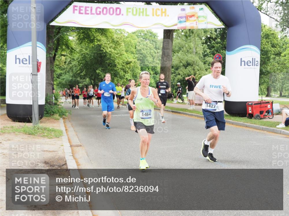 29.06.2025 - hella hamburg halbmarathon MichiJ http://msf.ph/oto/8236094 29.06.2025 10:50:01 Zwischen KM18-KM19 1427, 1464, 2683, 3921, 4538, 5384, 9439, 9554, 10705, 12004, 12479, 13503, 14135, 16808, 18999, 19023 meine-sportfotos.de