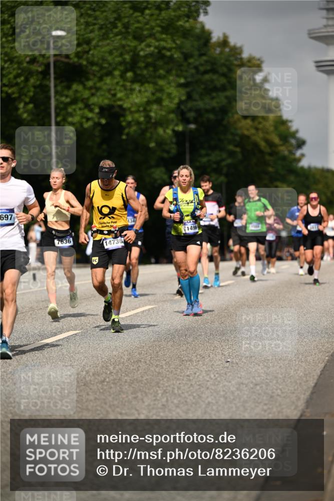 29.06.2025 - hella hamburg halbmarathon Dr. Thomas Lammeyer http://msf.ph/oto/8236206 29.06.2025 10:13:44 Kennedybrücke 1838, 3921, 5511, 7187, 7333, 7636, 8219, 9366, 9434, 9674, 9781, 10036, 10819, 10943, 11067 meine-sportfotos.de