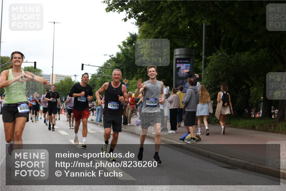 29.06.2025 - hella hamburg halbmarathon Yannick Fuchs http://msf.ph/oto/8236260 29.06.2025 11:04:58 20KM 1527, 1830, 2990, 3756, 4583, 5036, 6295, 6664, 7195, 7462, 7809, 7810, 7881, 8001, 8275, 8727, 8854, 9113, 9338, 9492, 10775, 10858, 11780, 12928, 12929, 13475, 13683, 13835, 14413, 15085, 15531, 15586, 15592, 15772, 16323, 18493 meine-sportfotos.de