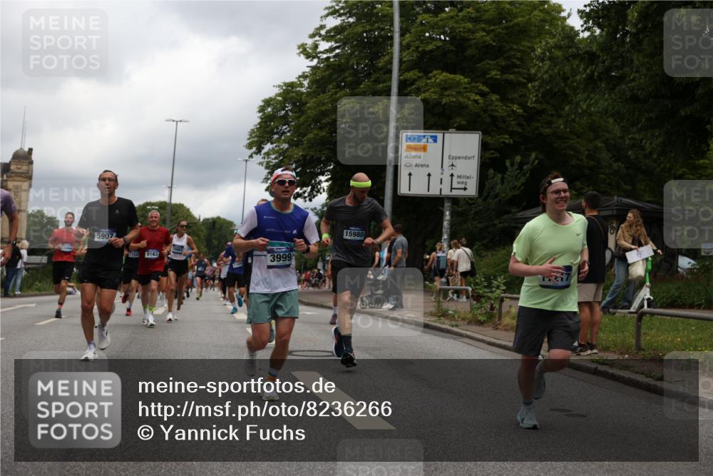 29.06.2025 - hella hamburg halbmarathon Yannick Fuchs http://msf.ph/oto/8236266 29.06.2025 10:47:08 20KM 1061, 1258, 1499, 1683, 1706, 1783, 2074, 2099, 2208, 2346, 2910, 3059, 3334, 3399, 3999, 4065, 4419, 4587, 4635, 5077, 5607, 5907, 6198, 6628, 6897, 7232, 7383, 7509, 8273, 8361, 8587, 8651, 9065, 9163, 9537, 10724, 11217, 11588, 11589, 11604, 11689, 11992, 12155, 12413, 12482, 12490, 12875, 12910, 14323, 14805, 15126, 15179, 15430, 15681, 15980, 16467, 16538, 16986, 18249, 18720, 18901, 19208, 19244 meine-sportfotos.de