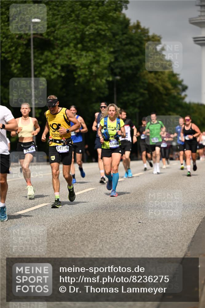 29.06.2025 - hella hamburg halbmarathon Dr. Thomas Lammeyer http://msf.ph/oto/8236275 29.06.2025 10:13:44 Kennedybrücke 1838, 3921, 5511, 7187, 7333, 7636, 8219, 9366, 9434, 9674, 9781, 10036, 10819, 10943, 11067 meine-sportfotos.de