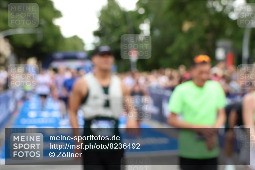 29.06.2025 - hella hamburg halbmarathon Zöllner http://msf.ph/oto/8236492 29.06.2025 10:55:08 Ziel 2448, 2884, 3041, 3791, 3945, 4249, 4616, 4938, 6355, 8691, 9060, 9380, 10191, 10192, 11333, 11976, 12961, 13297, 14750, 14948, 15126, 15879, 16630, 17803, 17842 meine-sportfotos.de
