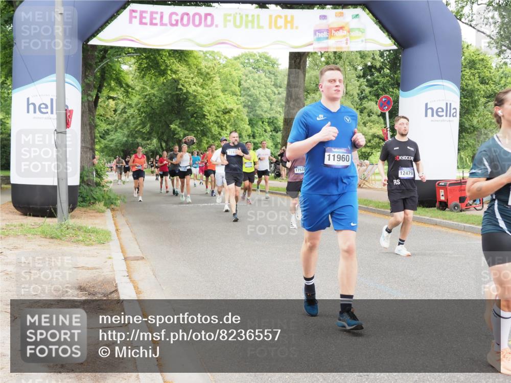 29.06.2025 - hella hamburg halbmarathon MichiJ http://msf.ph/oto/8236557 29.06.2025 10:50:04 Zwischen KM18-KM19 1427, 1464, 2683, 7243, 9554, 11960, 12479, 13503, 17532, 18999, 19023 meine-sportfotos.de