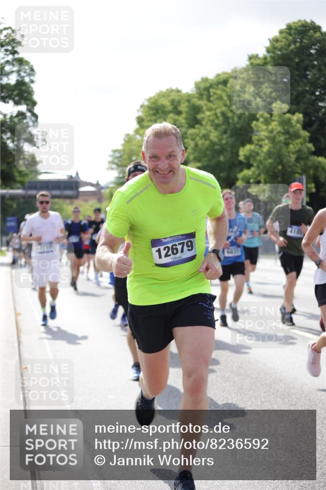 29.06.2025 - hella hamburg halbmarathon Jannik Wohlers http://msf.ph/oto/8236592 29.06.2025 09:53:42 Lombardsbrücke 1098, 1119, 1399, 1413, 1424, 1476, 1892, 1902, 3477, 3785, 4183, 4185, 4235, 4237, 4270, 5528, 6198, 6831, 7167, 7297, 7734, 8743, 8928, 9043, 9105, 9463, 9482, 9619, 10529, 11773, 11848, 11936, 12084, 12159, 12203, 12679, 12706, 12724, 12747, 13297, 14415, 14541, 14730, 15001, 15333, 15365, 15784, 15825, 15950, 16081, 16136, 16314, 16466, 16625, 16627, 16893, 17332, 17363, 17451, 17864, 17997, 18499, 18815, 19112 meine-sportfotos.de
