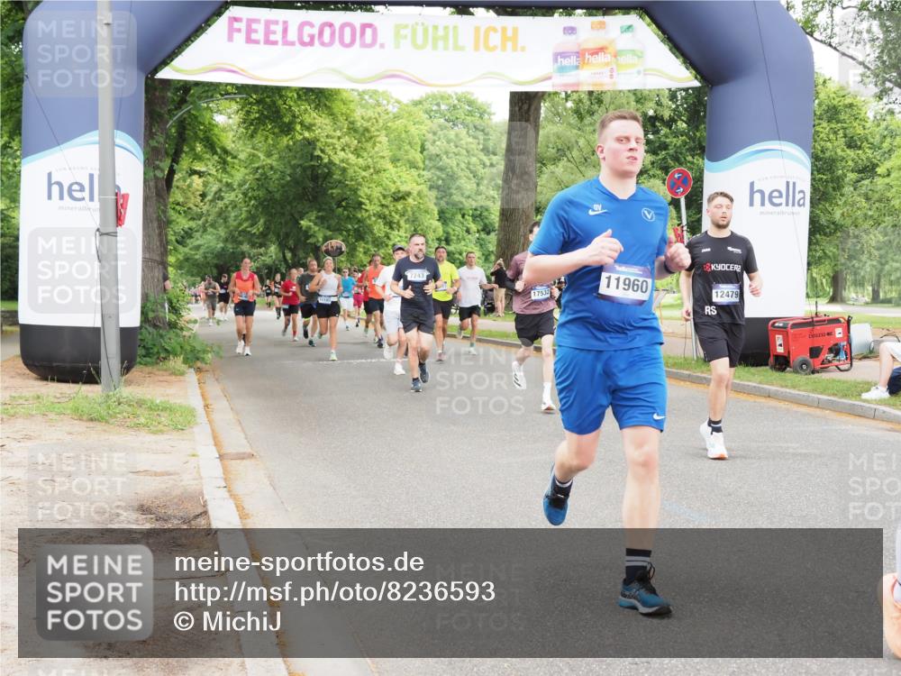 29.06.2025 - hella hamburg halbmarathon MichiJ http://msf.ph/oto/8236593 29.06.2025 10:50:04 Zwischen KM18-KM19 1427, 1464, 2683, 7243, 9554, 11960, 12479, 13503, 17532, 18999, 19023 meine-sportfotos.de