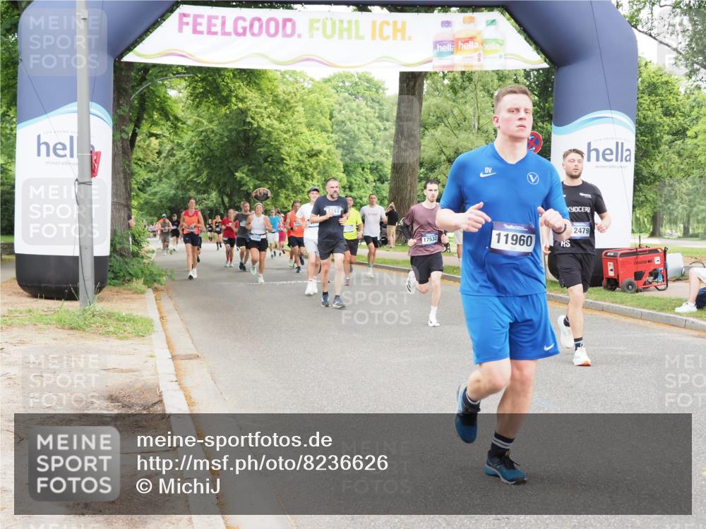 29.06.2025 - hella hamburg halbmarathon MichiJ http://msf.ph/oto/8236626 29.06.2025 10:50:04 Zwischen KM18-KM19 1427, 1464, 2683, 7243, 9554, 11960, 12479, 13503, 17532, 18999, 19023 meine-sportfotos.de