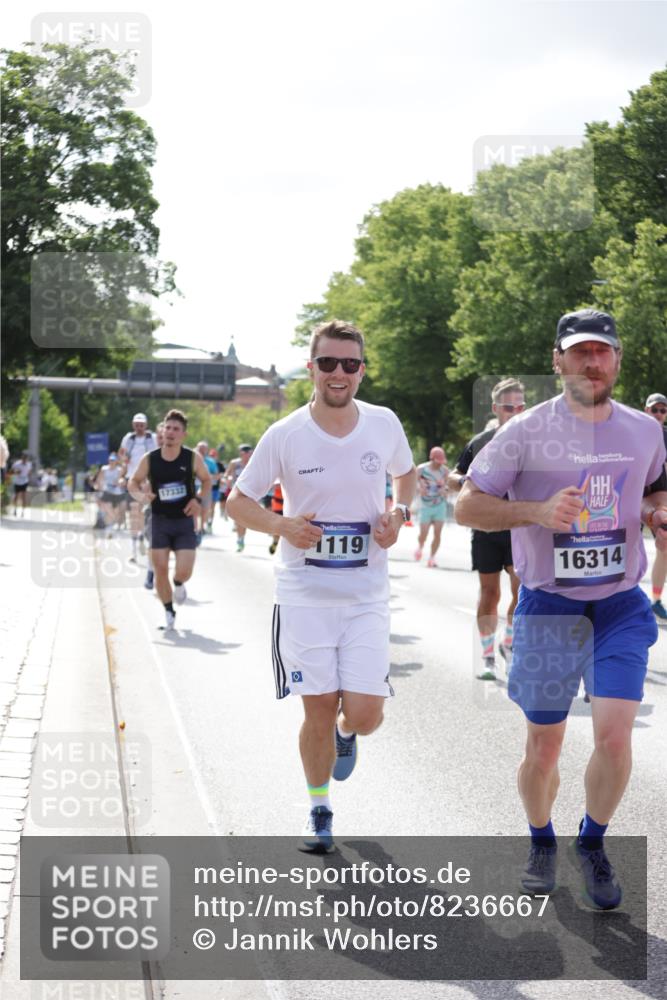 29.06.2025 - hella hamburg halbmarathon Jannik Wohlers http://msf.ph/oto/8236667 29.06.2025 09:53:44 Lombardsbrücke 1098, 1119, 1399, 1413, 1424, 1476, 1892, 1902, 2098, 2188, 2842, 3477, 3785, 4183, 4185, 4235, 4237, 4270, 5528, 6198, 6831, 7297, 7734, 8743, 8928, 9105, 9463, 9482, 9619, 10529, 11773, 11848, 12084, 12159, 12203, 12679, 12706, 12724, 12747, 13297, 14415, 14541, 14730, 15001, 15333, 15365, 15422, 15784, 15825, 15950, 16081, 16314, 16316, 16627, 16893, 17229, 17332, 17363, 17451, 17710, 17864, 17997, 18499, 18815, 19112 meine-sportfotos.de