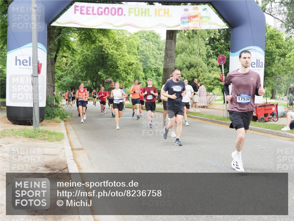 29.06.2025 - hella hamburg halbmarathon MichiJ http://msf.ph/oto/8236758 29.06.2025 10:50:05 Zwischen KM18-KM19 1427, 1464, 7243, 11527, 11960, 12479, 14917, 17532, 19023 meine-sportfotos.de