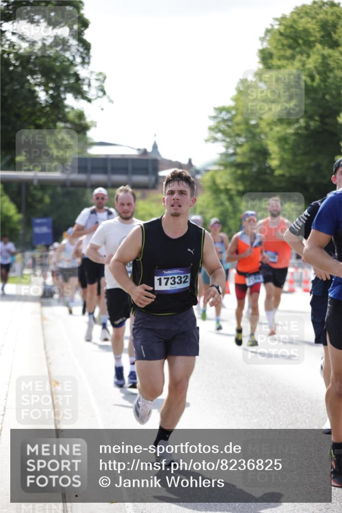 29.06.2025 - hella hamburg halbmarathon Jannik Wohlers http://msf.ph/oto/8236825 29.06.2025 09:53:46 Lombardsbrücke 1098, 1119, 1399, 1413, 1424, 1476, 1892, 1902, 2098, 2188, 2842, 3477, 3785, 4029, 4183, 4185, 4235, 4237, 4270, 5528, 6198, 6630, 6831, 7297, 8743, 8928, 9105, 9463, 9482, 9619, 10529, 11773, 11848, 12084, 12159, 12203, 12549, 12679, 12706, 12724, 12747, 13297, 13707, 14541, 15001, 15333, 15365, 15422, 15784, 15825, 15950, 16081, 16314, 16316, 16627, 16893, 17229, 17332, 17363, 17451, 17710, 17864, 17997, 18499, 18815, 19112 meine-sportfotos.de