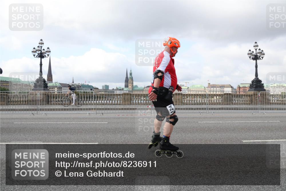 29.06.2025 - hella hamburg halbmarathon Lena Gebhardt http://msf.ph/oto/8236911 29.06.2025 09:02:01 Lombardsbrücke  meine-sportfotos.de