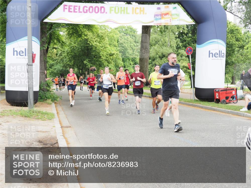 29.06.2025 - hella hamburg halbmarathon MichiJ http://msf.ph/oto/8236983 29.06.2025 10:50:06 Zwischen KM18-KM19 1427, 7243, 11527, 11960, 12479, 14917, 15908, 17532, 19023 meine-sportfotos.de