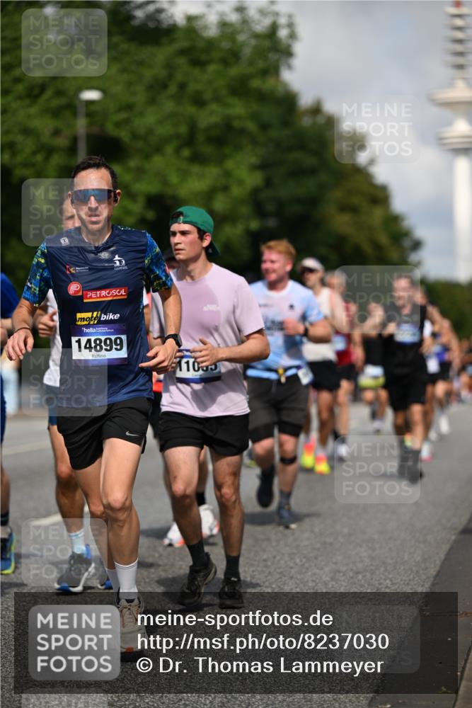 29.06.2025 - hella hamburg halbmarathon Dr. Thomas Lammeyer http://msf.ph/oto/8237030 29.06.2025 09:50:41 Kennedybrücke 1002, 1217, 1407, 1910, 1959, 2121, 2228, 2563, 2774, 2836, 2851, 3790, 3935, 4246, 4740, 5961, 6032, 6305, 6473, 6915, 7080, 7831, 7867, 7972, 8366, 8395, 9171, 9376, 9508, 10771, 11055 meine-sportfotos.de