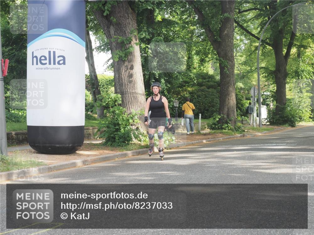 29.06.2025 - hella hamburg halbmarathon KatJ http://msf.ph/oto/8237033 29.06.2025 09:48:12 Zwischen KM18-KM19  meine-sportfotos.de