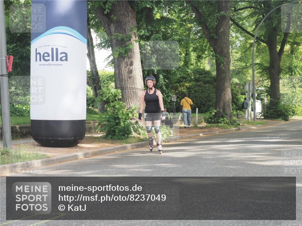 29.06.2025 - hella hamburg halbmarathon KatJ http://msf.ph/oto/8237049 29.06.2025 09:48:12 Zwischen KM18-KM19  meine-sportfotos.de