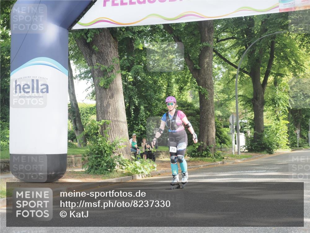 29.06.2025 - hella hamburg halbmarathon KatJ http://msf.ph/oto/8237330 29.06.2025 09:49:02 Zwischen KM18-KM19  meine-sportfotos.de