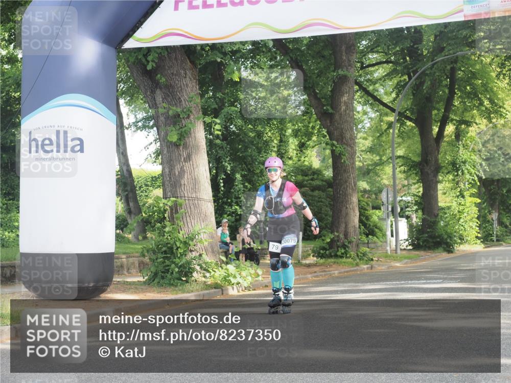 29.06.2025 - hella hamburg halbmarathon KatJ http://msf.ph/oto/8237350 29.06.2025 09:49:02 Zwischen KM18-KM19  meine-sportfotos.de
