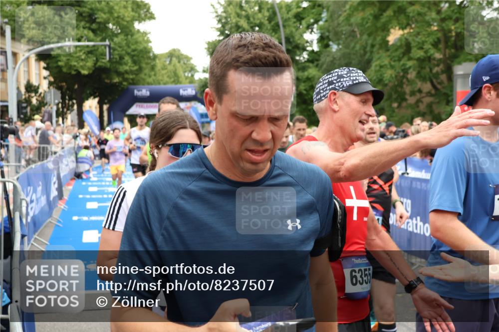 29.06.2025 - hella hamburg halbmarathon Zöllner http://msf.ph/oto/8237507 29.06.2025 10:55:19 Ziel 1549, 1628, 2119, 4903, 5643, 6723, 6891, 8973, 10188, 10263, 10582, 11184, 12526, 13470, 14834, 15854, 16521, 18031, 18290, 18380, 18531, 18966 meine-sportfotos.de