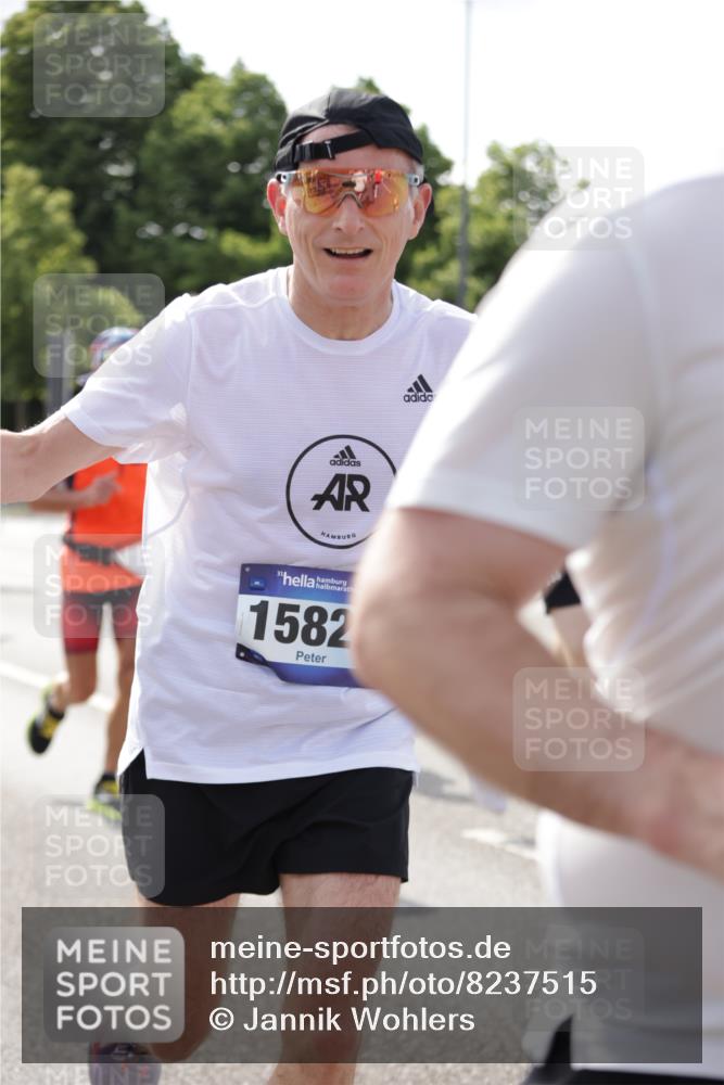 29.06.2025 - hella hamburg halbmarathon Jannik Wohlers http://msf.ph/oto/8237515 29.06.2025 09:53:50 Lombardsbrücke 1119, 1399, 1413, 1424, 1476, 1892, 1902, 2098, 2188, 2842, 3477, 3785, 4029, 4183, 4185, 4235, 4237, 4270, 5020, 6198, 6630, 6831, 7297, 8576, 8698, 8743, 8928, 9463, 9482, 9619, 9815, 10529, 11773, 11848, 12084, 12159, 12203, 12549, 12679, 12706, 12724, 12747, 13123, 13297, 13348, 13707, 13746, 14541, 14804, 15001, 15333, 15365, 15422, 15573, 15784, 15825, 15950, 16314, 16316, 16627, 16893, 17229, 17332, 17451, 17710, 17864, 18380, 18499, 18509, 18815 meine-sportfotos.de