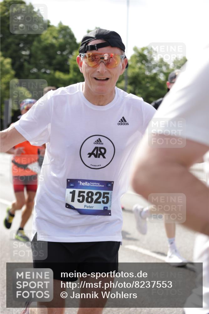 29.06.2025 - hella hamburg halbmarathon Jannik Wohlers http://msf.ph/oto/8237553 29.06.2025 09:53:50 Lombardsbrücke 1119, 1399, 1413, 1424, 1476, 1892, 1902, 2098, 2188, 2842, 3477, 3785, 4029, 4183, 4185, 4235, 4237, 4270, 5020, 6198, 6630, 6831, 7297, 8576, 8698, 8743, 8928, 9463, 9482, 9619, 9815, 10529, 11773, 11848, 12084, 12159, 12203, 12549, 12679, 12706, 12724, 12747, 13123, 13297, 13348, 13707, 13746, 14541, 14804, 15001, 15333, 15365, 15422, 15573, 15784, 15825, 15950, 16314, 16316, 16627, 16893, 17229, 17332, 17451, 17710, 17864, 18380, 18499, 18509, 18815 meine-sportfotos.de