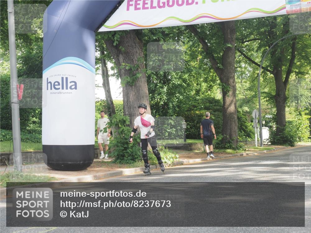 29.06.2025 - hella hamburg halbmarathon KatJ http://msf.ph/oto/8237673 29.06.2025 09:53:48 Zwischen KM18-KM19  meine-sportfotos.de