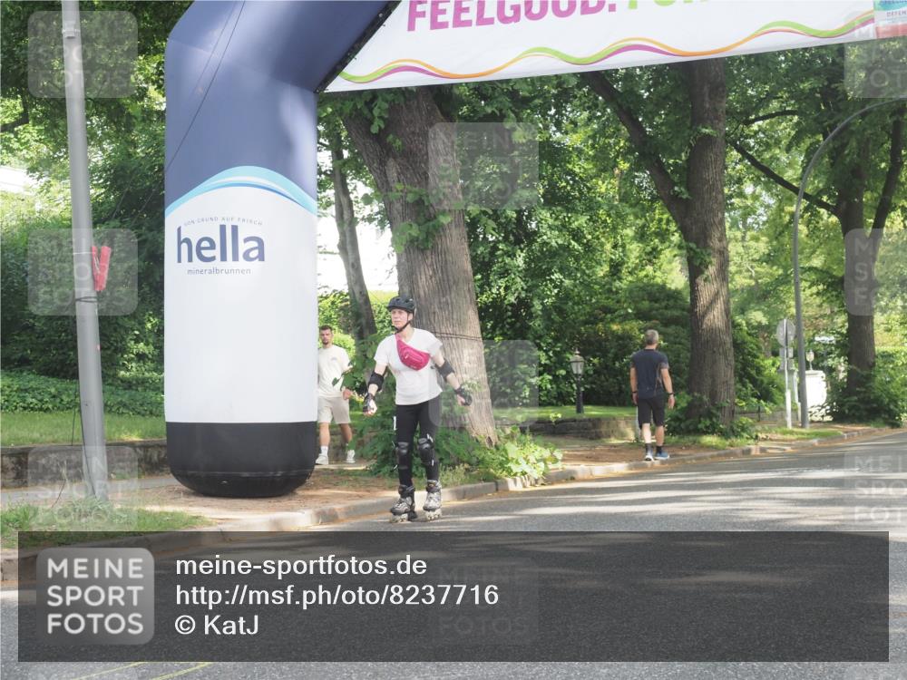 29.06.2025 - hella hamburg halbmarathon KatJ http://msf.ph/oto/8237716 29.06.2025 09:53:48 Zwischen KM18-KM19  meine-sportfotos.de