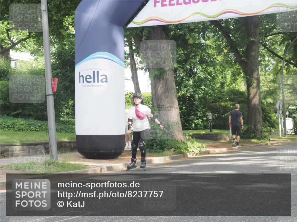 29.06.2025 - hella hamburg halbmarathon KatJ http://msf.ph/oto/8237757 29.06.2025 09:53:48 Zwischen KM18-KM19  meine-sportfotos.de