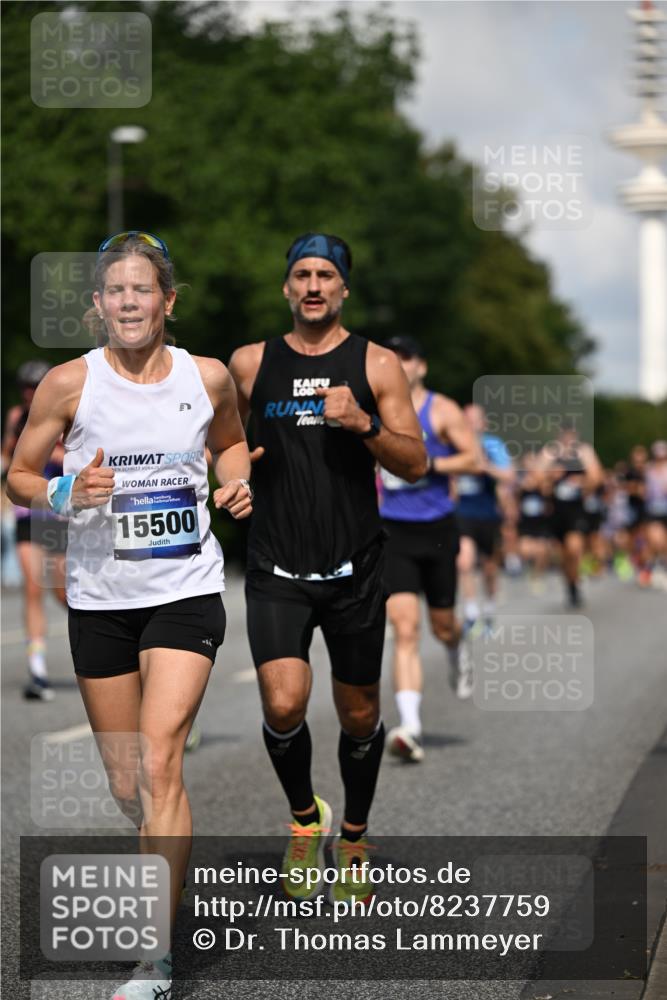 29.06.2025 - hella hamburg halbmarathon Dr. Thomas Lammeyer http://msf.ph/oto/8237759 29.06.2025 09:50:46 Kennedybrücke 1002, 1217, 1910, 2121, 2228, 2404, 2563, 2774, 2851, 3790, 3935, 4246, 4740, 5961, 6032, 6305, 6473, 6915, 7831, 7972, 8366, 8395, 9171, 9376, 9508, 10771, 11055 meine-sportfotos.de