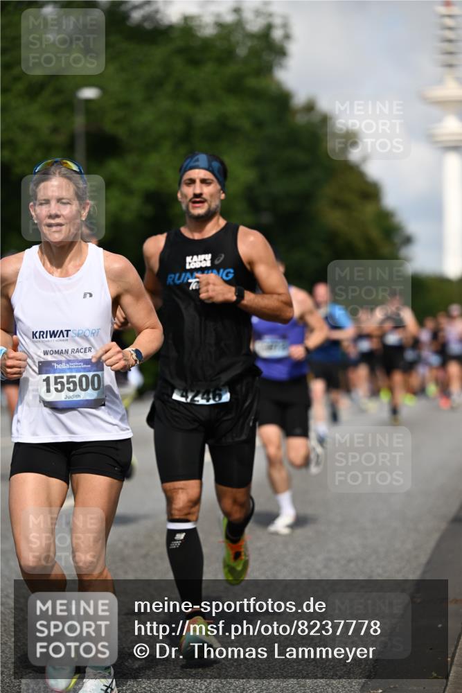 29.06.2025 - hella hamburg halbmarathon Dr. Thomas Lammeyer http://msf.ph/oto/8237778 29.06.2025 09:50:46 Kennedybrücke 1002, 1217, 1910, 2121, 2228, 2404, 2563, 2774, 2851, 3790, 3935, 4246, 4740, 5961, 6032, 6305, 6473, 6915, 7831, 7972, 8366, 8395, 9171, 9376, 9508, 10771, 11055 meine-sportfotos.de