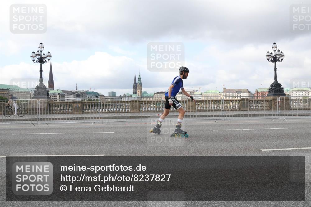 29.06.2025 - hella hamburg halbmarathon Lena Gebhardt http://msf.ph/oto/8237827 29.06.2025 09:02:02 Lombardsbrücke  meine-sportfotos.de