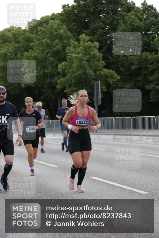 29.06.2025 - hella hamburg halbmarathon Jannik Wohlers http://msf.ph/oto/8237843 29.06.2025 10:29:08 Lombardsbrücke 1063, 1661, 3179, 3311, 3524, 4349, 4395, 6285, 6725, 7517, 7832, 8812, 9714, 10322, 10996, 11249, 11269, 11634, 11792, 11803, 12086, 12216, 13382, 14644, 16306, 16659, 16662, 16676, 17496, 17945, 18298, 18299 meine-sportfotos.de