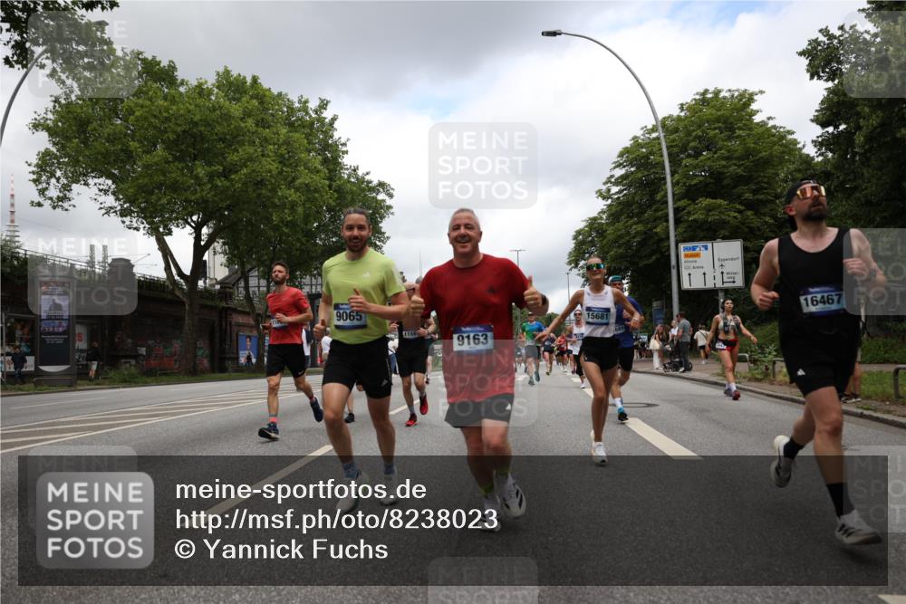 29.06.2025 - hella hamburg halbmarathon Yannick Fuchs http://msf.ph/oto/8238023 29.06.2025 10:47:12 20KM 1061, 1258, 1499, 1683, 1706, 1783, 2074, 2082, 2099, 2208, 2346, 2910, 3059, 3334, 3999, 4065, 4419, 4587, 4635, 4770, 5077, 5607, 5907, 6198, 6628, 7177, 7509, 7864, 8273, 8361, 8390, 8651, 9065, 9163, 9537, 10724, 10895, 11217, 11588, 11589, 11604, 11689, 11992, 12155, 12413, 12490, 12875, 12910, 13289, 14323, 15126, 15179, 15430, 15681, 15980, 16467, 16538, 16986, 18249, 18590, 18720, 18901, 19208, 19244 meine-sportfotos.de
