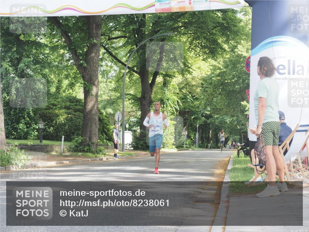 29.06.2025 - hella hamburg halbmarathon KatJ http://msf.ph/oto/8238061 29.06.2025 09:54:46 Zwischen KM18-KM19 4 meine-sportfotos.de