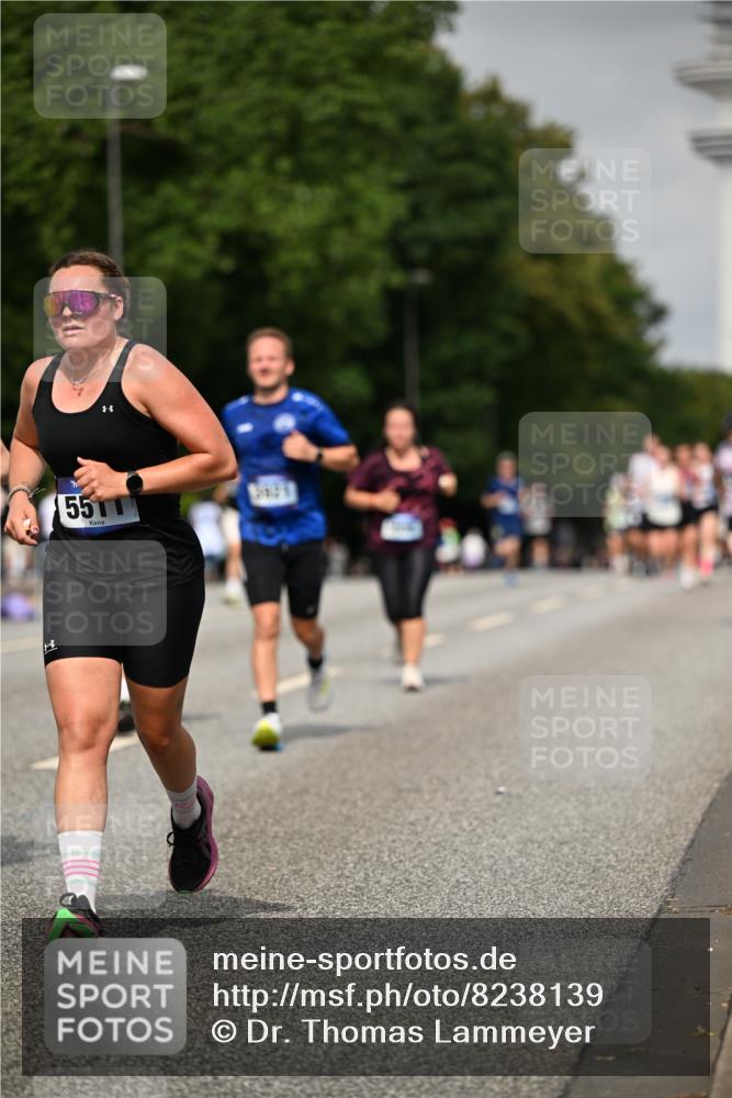 29.06.2025 - hella hamburg halbmarathon Dr. Thomas Lammeyer http://msf.ph/oto/8238139 29.06.2025 10:13:51 Kennedybrücke 1573, 1838, 3921, 5511, 7042, 7187, 7333, 7636, 8090, 8219, 8890, 9366, 9434, 9674, 9781, 10036, 10943, 11027, 11180 meine-sportfotos.de