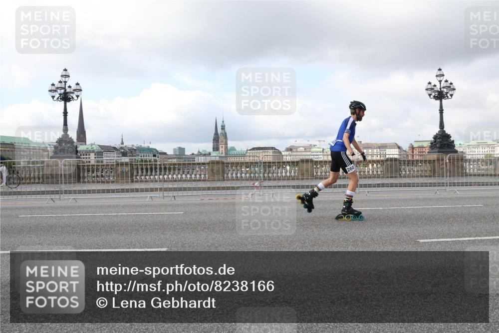 29.06.2025 - hella hamburg halbmarathon Lena Gebhardt http://msf.ph/oto/8238166 29.06.2025 09:02:02 Lombardsbrücke  meine-sportfotos.de