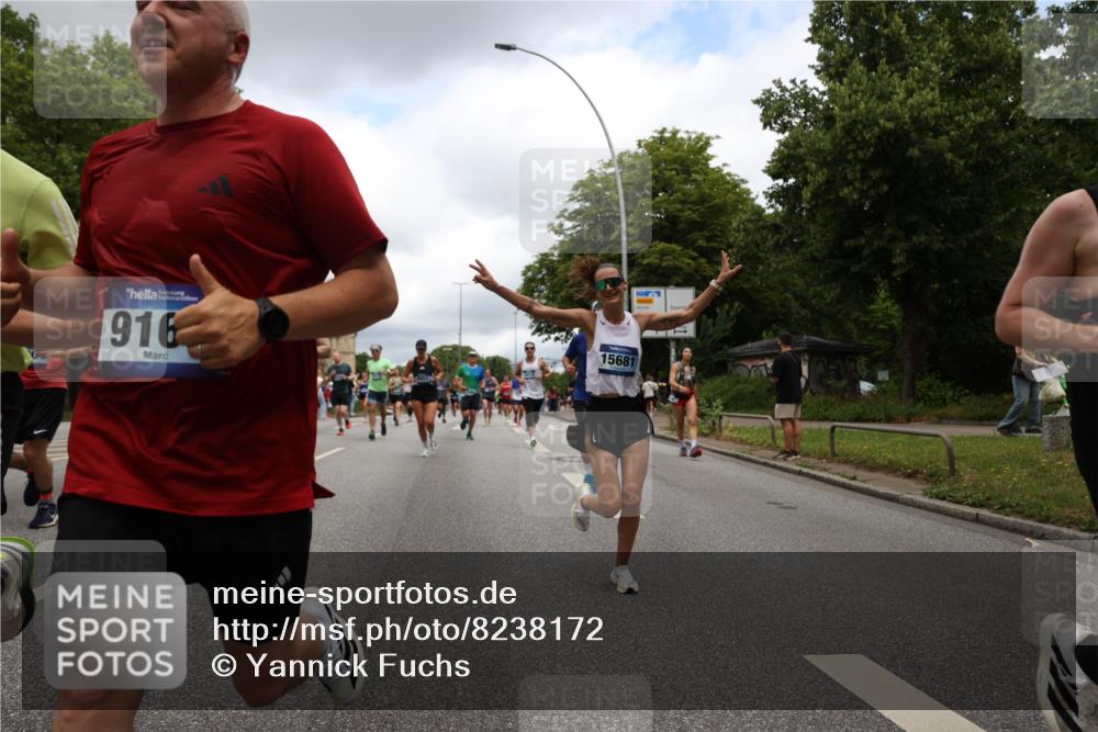 29.06.2025 - hella hamburg halbmarathon Yannick Fuchs http://msf.ph/oto/8238172 29.06.2025 10:47:12 20KM 1061, 1258, 1499, 1683, 1706, 1783, 2074, 2082, 2099, 2208, 2346, 2910, 3059, 3334, 3999, 4065, 4419, 4587, 4635, 4770, 5077, 5607, 5907, 6198, 6628, 7177, 7509, 7864, 8273, 8361, 8390, 8651, 9065, 9163, 9537, 10724, 10895, 11217, 11588, 11589, 11604, 11689, 11992, 12155, 12413, 12490, 12875, 12910, 13289, 14323, 15126, 15179, 15430, 15681, 15980, 16467, 16538, 16986, 18249, 18590, 18720, 18901, 19208, 19244 meine-sportfotos.de