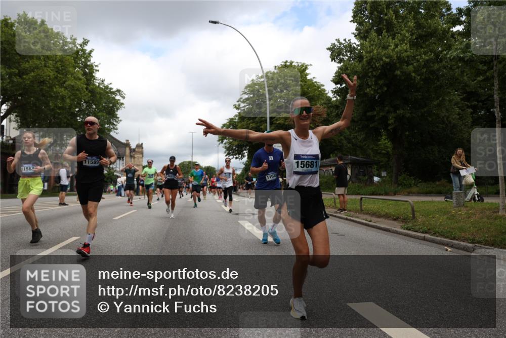 29.06.2025 - hella hamburg halbmarathon Yannick Fuchs http://msf.ph/oto/8238205 29.06.2025 10:47:13 20KM 1061, 1258, 1499, 1683, 1706, 1783, 2074, 2082, 2099, 2208, 2346, 2910, 3059, 3208, 3209, 3334, 3999, 4065, 4419, 4635, 4770, 5077, 5907, 6198, 6628, 7177, 7509, 7864, 8273, 8361, 8390, 8651, 9065, 9163, 9537, 10549, 10724, 10895, 11217, 11588, 11589, 11604, 11689, 11992, 12155, 12413, 12490, 12875, 12910, 13289, 14323, 15061, 15126, 15179, 15430, 15497, 15681, 15980, 16467, 16538, 16986, 18249, 18590, 18720, 18901, 19208, 19244 meine-sportfotos.de