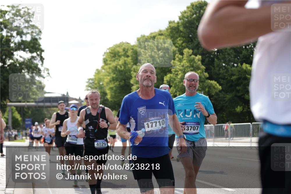 29.06.2025 - hella hamburg halbmarathon Jannik Wohlers http://msf.ph/oto/8238218 29.06.2025 09:53:53 Lombardsbrücke 1119, 1171, 1342, 1399, 1413, 1424, 1476, 1892, 2020, 2098, 2188, 2842, 3477, 3785, 4029, 4183, 4185, 4237, 4270, 5020, 6630, 6831, 7297, 8576, 8698, 8743, 8928, 9463, 9815, 10529, 11773, 11848, 12159, 12203, 12549, 12679, 12706, 12724, 12747, 13123, 13297, 13348, 13707, 13746, 14541, 14804, 15001, 15333, 15365, 15422, 15573, 15825, 16314, 16316, 16627, 16893, 17229, 17332, 17451, 17710, 18380, 18499, 18509, 18815, 19137 meine-sportfotos.de