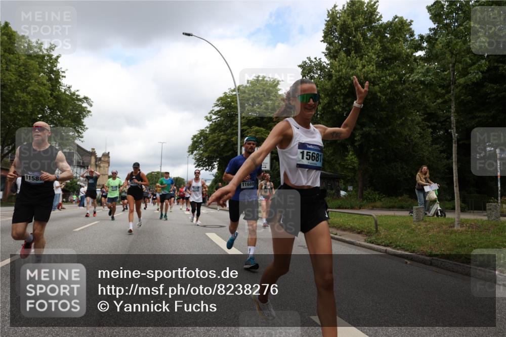 29.06.2025 - hella hamburg halbmarathon Yannick Fuchs http://msf.ph/oto/8238276 29.06.2025 10:47:13 20KM 1061, 1258, 1499, 1683, 1706, 1783, 2074, 2082, 2099, 2208, 2346, 2910, 3059, 3208, 3209, 3334, 3999, 4065, 4419, 4635, 4770, 5077, 5907, 6198, 6628, 7177, 7509, 7864, 8273, 8361, 8390, 8651, 9065, 9163, 9537, 10549, 10724, 10895, 11217, 11588, 11589, 11604, 11689, 11992, 12155, 12413, 12490, 12875, 12910, 13289, 14323, 15061, 15126, 15179, 15430, 15497, 15681, 15980, 16467, 16538, 16986, 18249, 18590, 18720, 18901, 19208, 19244 meine-sportfotos.de